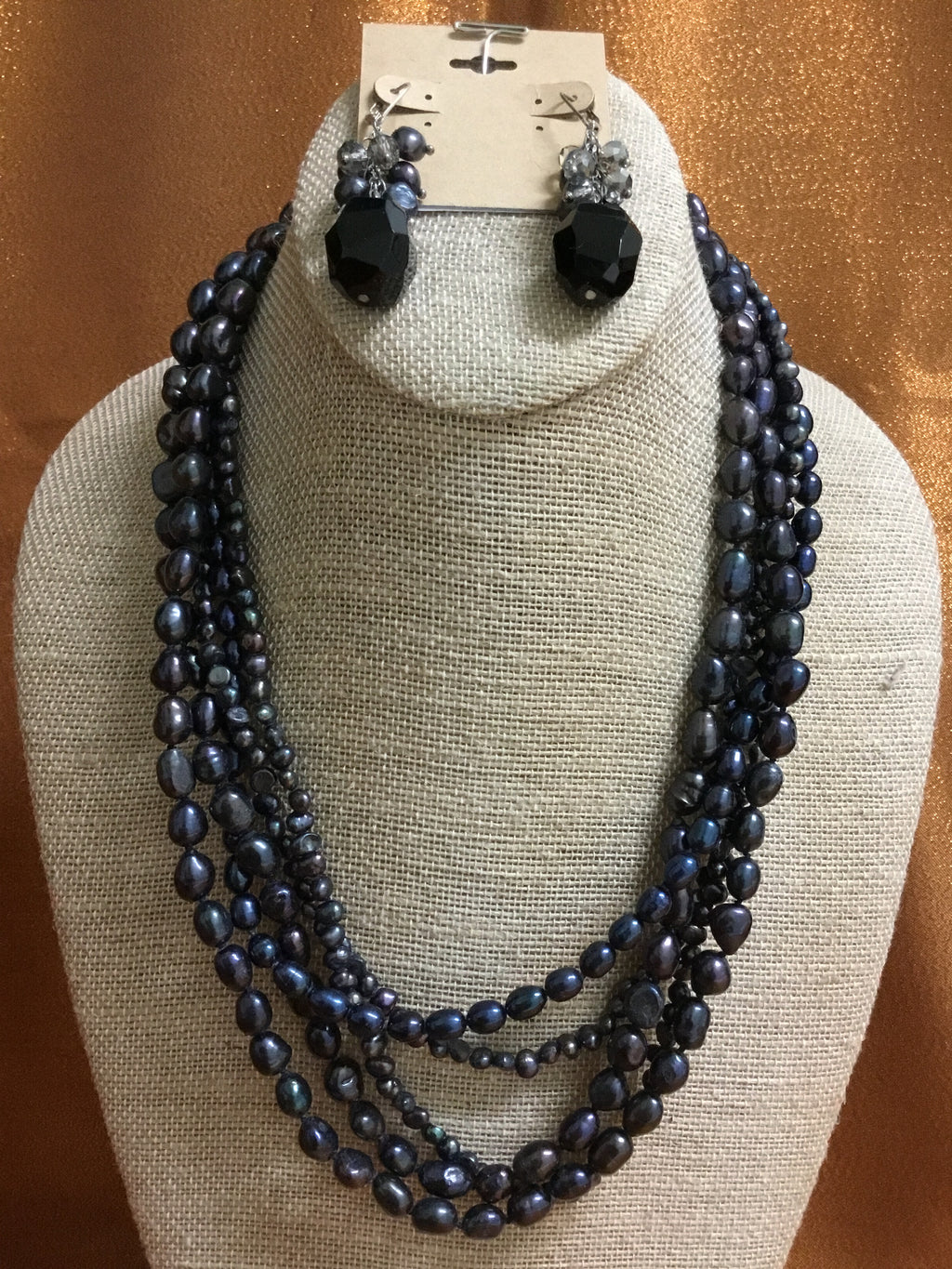 MAGGIE Black Pearl, Necklace Handmade