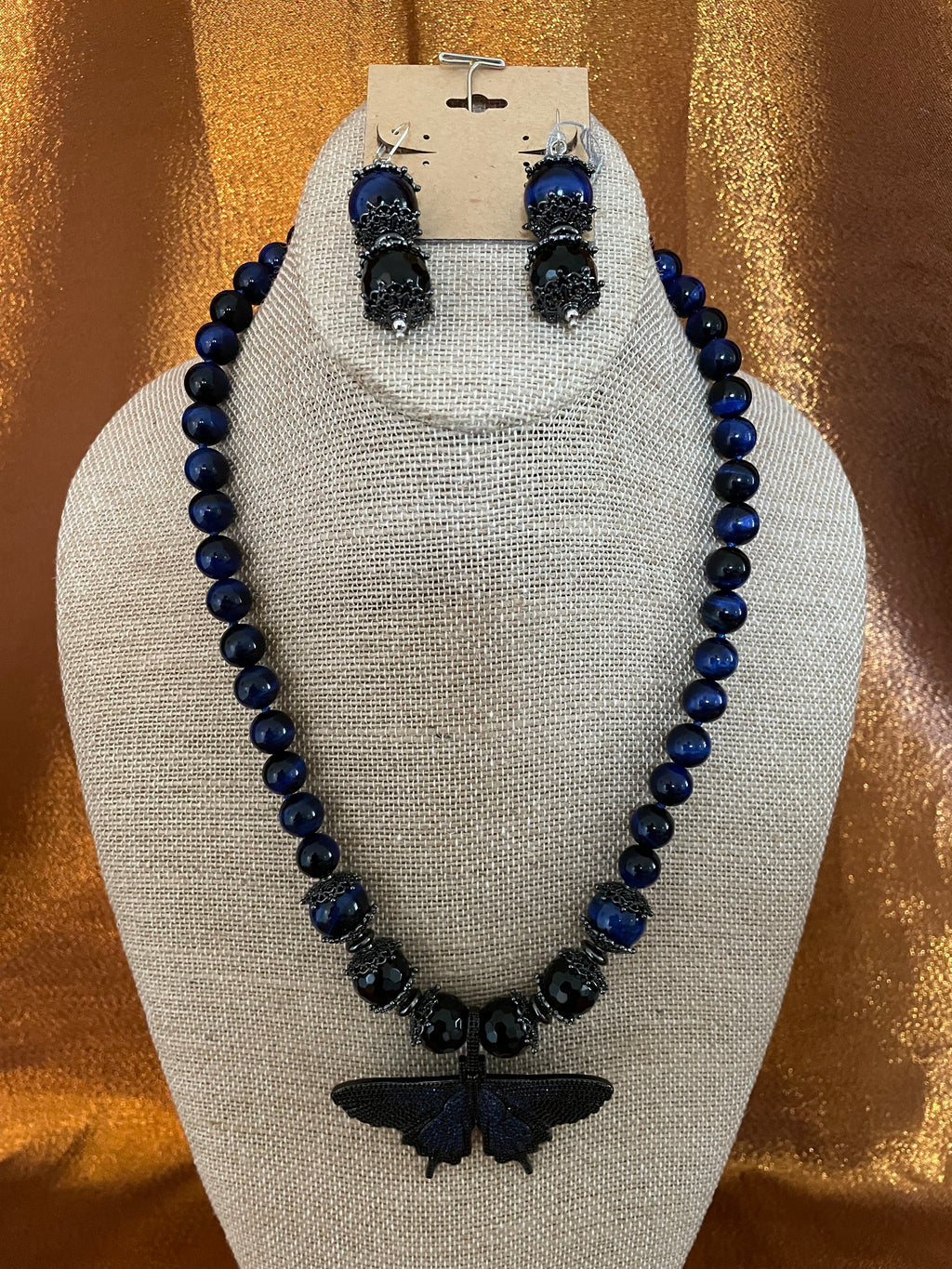 Single Strand Blue Agate with Pendent, Handmade Necklace