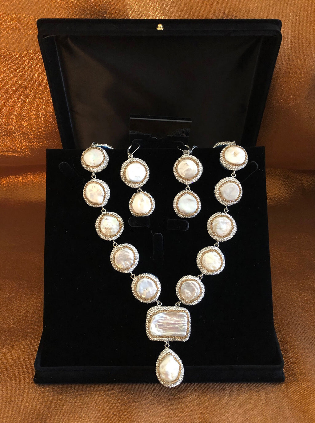 KOIN DROPS White Coin Pearls Necklace Handmade