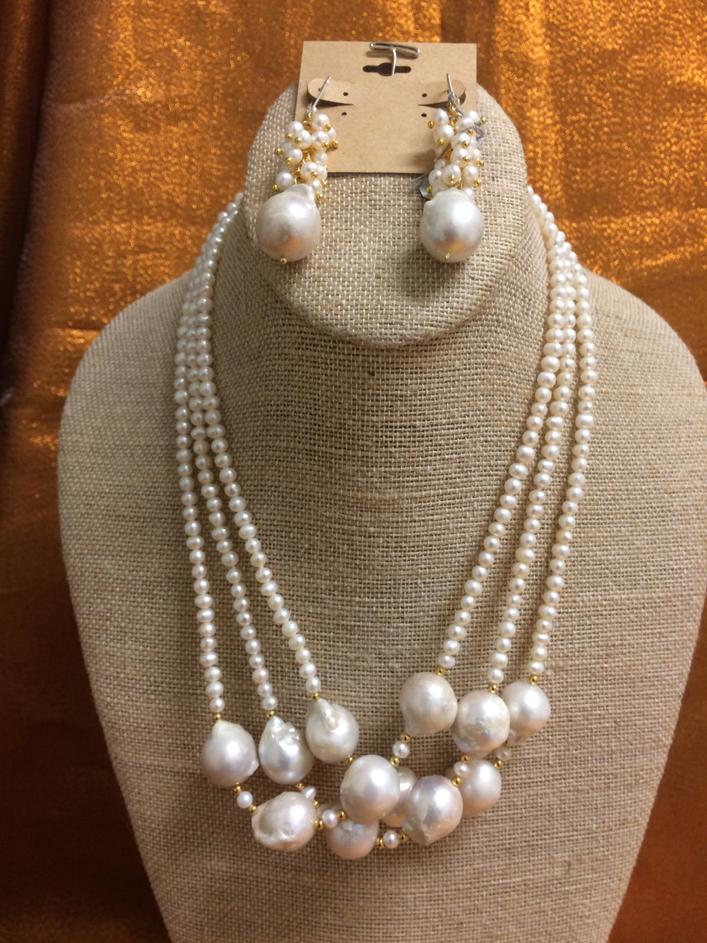 “GOLDIE” Keshi Pearl White , Necklace Handmade